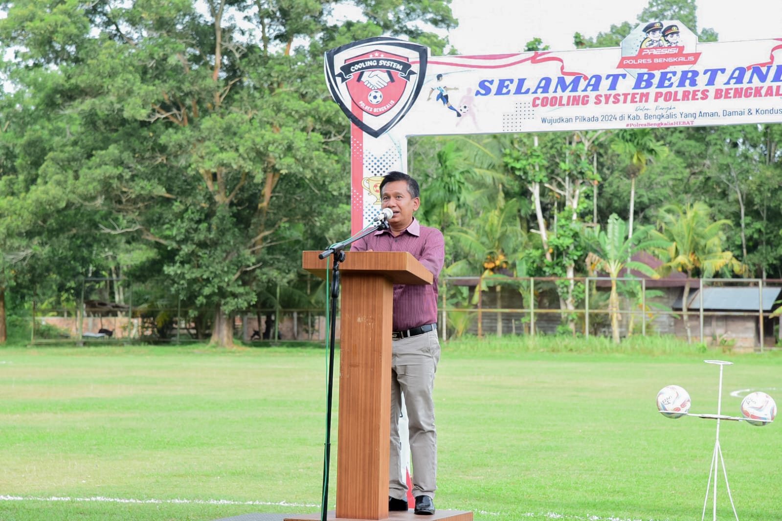 Kordiv Hukum dan Penyelesaian Sengketa Bawaslu Bengkalis, Mendra saat memberikan sambutan (19/9)