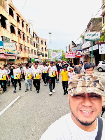 Koordinator Sekretariat Bengkakis, M Sarbini mengikuti Funwalk(30/6)